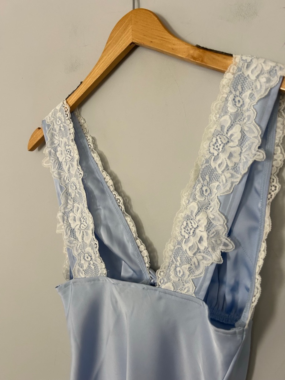 Princess Polly Light Blue Satin Lace-Trim Chemise Slip - Picture 5 of 6